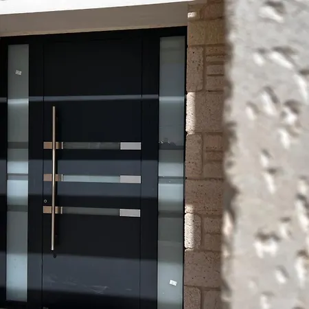 White Pearl Aparthotel 4*