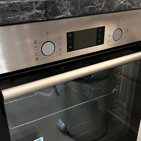 White Pearl 公寓式酒店 4*