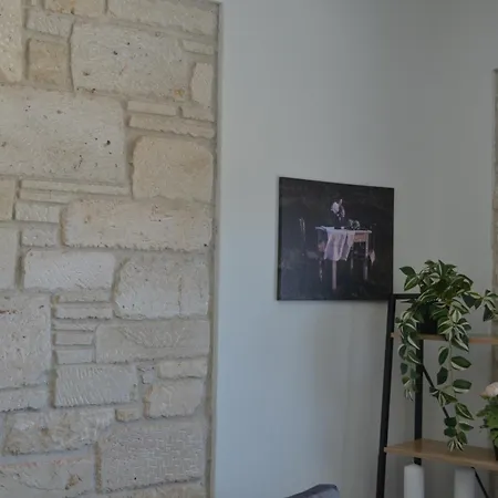 White Pearl Апарт-отель Флогита