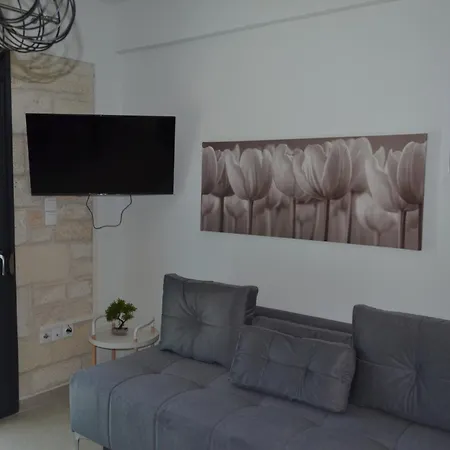 Aparthotel White Pearl Flogita
