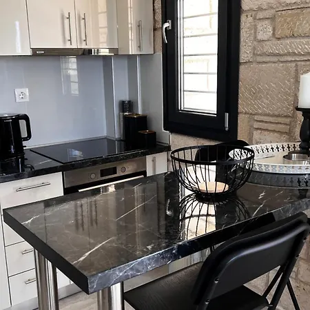 White Pearl Aparthotel 4*