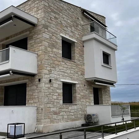 White Pearl Апарт-отель