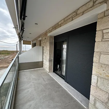 White Pearl Апарт-отель Флогита