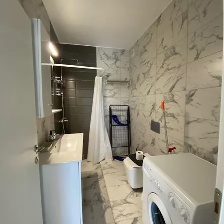 Aparthotel White Pearl Flogita