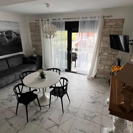 Aparthotel White Pearl