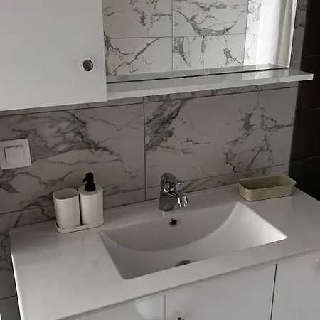 Apartahotel White Pearl Flogita